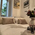Dolce Vita Scarlatti